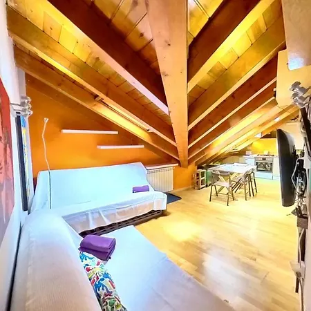 Apartamento La Buhardilla De - Tucasaenlospirineos Escarrilla
